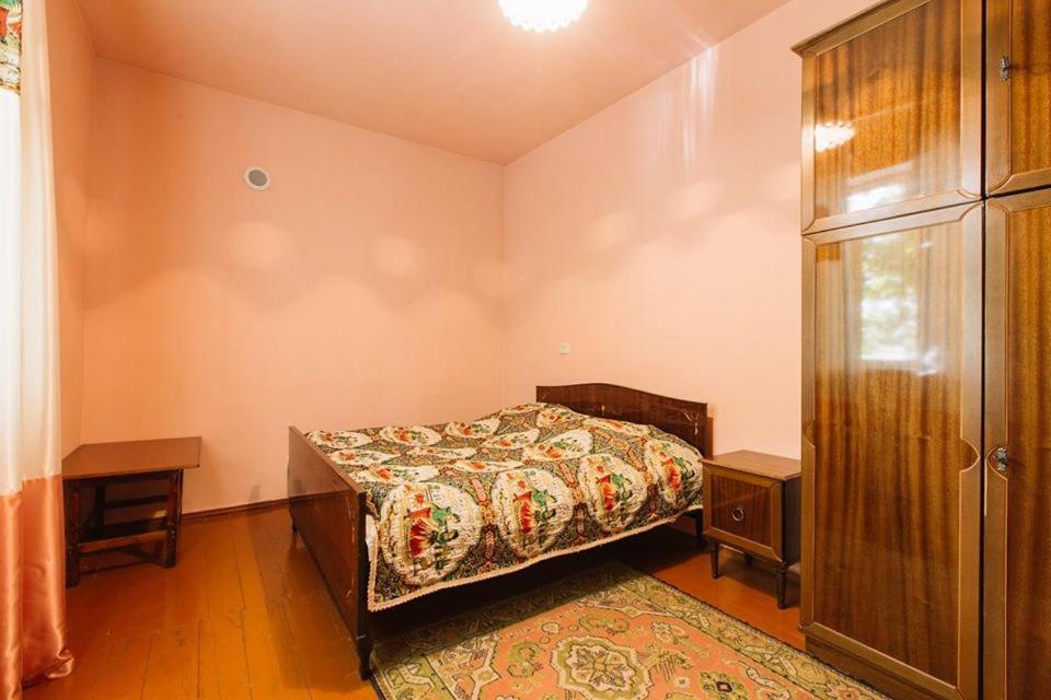 B&B Ruzan Yeghegnadzor Exteriör bild