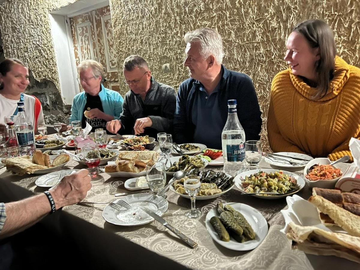B&B Ruzan Yeghegnadzor Exteriör bild